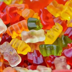 Delta 8 Gummies vs. CBD Gummies: Which Should You Buy?